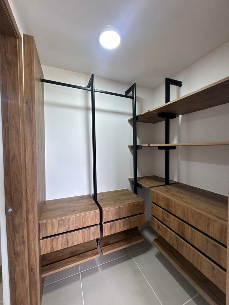 Apartamento en arriendo en Valle Del Lili, Cali · foto 10 de 19