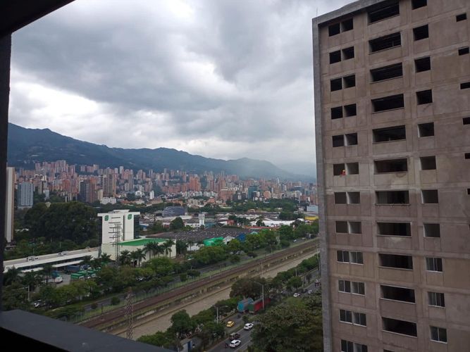 Apartamento de 1 alcoba en arriendo en El Rodeo, Medellín, 40 m² · foto 2 de 11