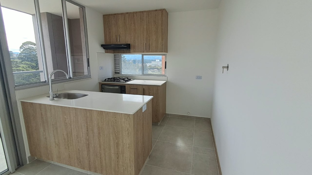 Apartamento en arriendo en Llano Grande, Rionegro · foto 3 de 16