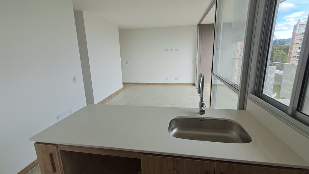 Apartamento en arriendo en Llano Grande, Rionegro · foto 5 de 16