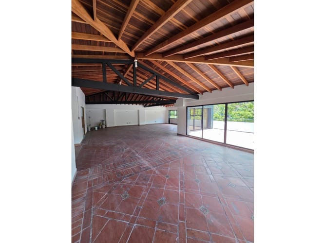 Local en arriendo en Centro, Itagüí, 140 m² · foto 2 de 16