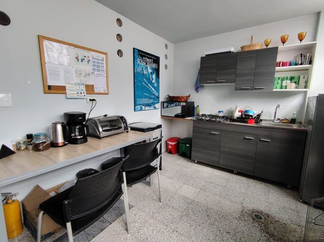 Oficina en arriendo en Manila, Medellín, 127 m² · foto 7 de 10