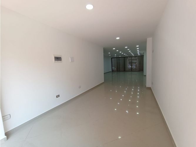 Local en arriendo en Villa Paula, Itagüí, 90 m² · foto 2 de 9