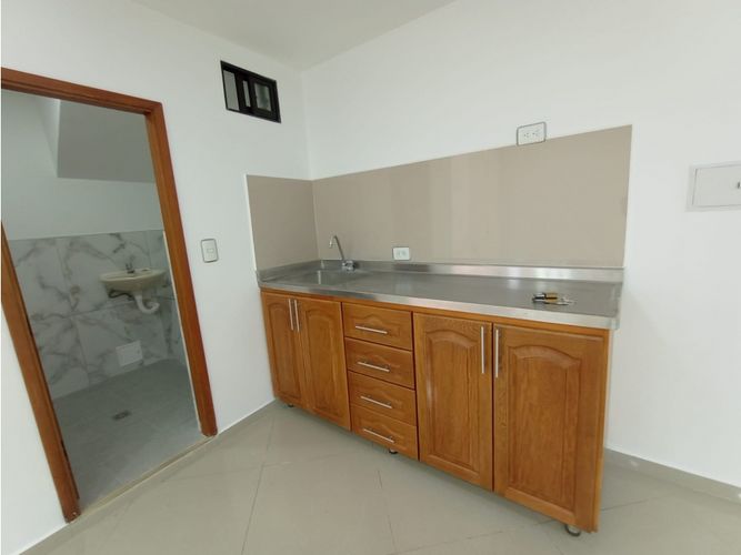 Local en arriendo en Villa Paula, Itagüí, 90 m² · foto 3 de 9
