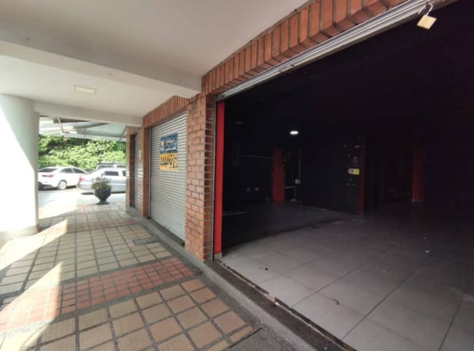 Local en arriendo en El Poblado, Medellín, 60 m² · foto 13 de 19
