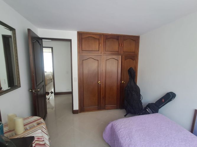 Apartamento de 3 alcobas en arriendo en Los Naranjos, Medellín, 110 m² · foto 6 de 13