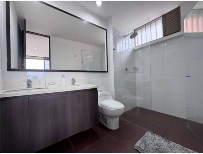 Apartamento de 5 alcobas en venta en El Poblado, Medellín, 163 m² · foto 11 de 24