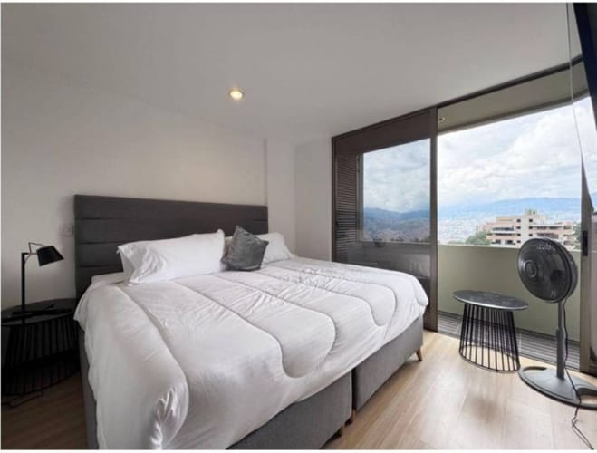 Apartamento de 5 alcobas en venta en El Poblado, Medellín, 163 m² · foto 14 de 24