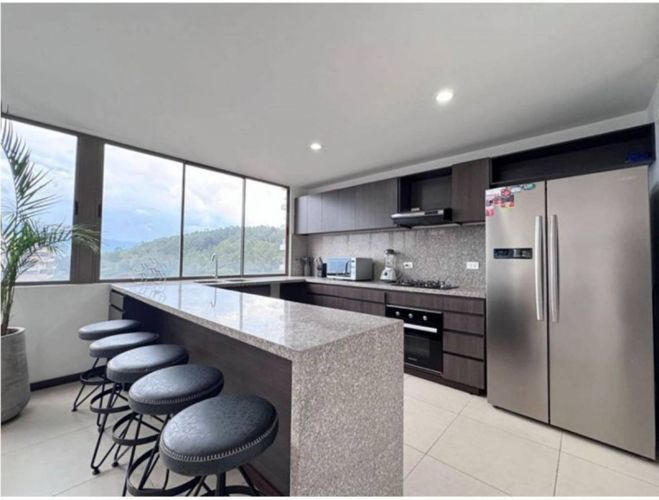 Apartamento de 5 alcobas en venta en El Poblado, Medellín, 163 m² · foto 24 de 24