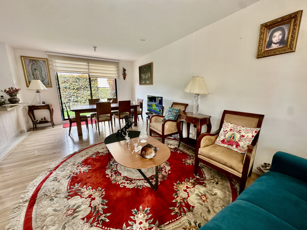 Casa en venta en Centro, Cajicá · foto 3 de 24