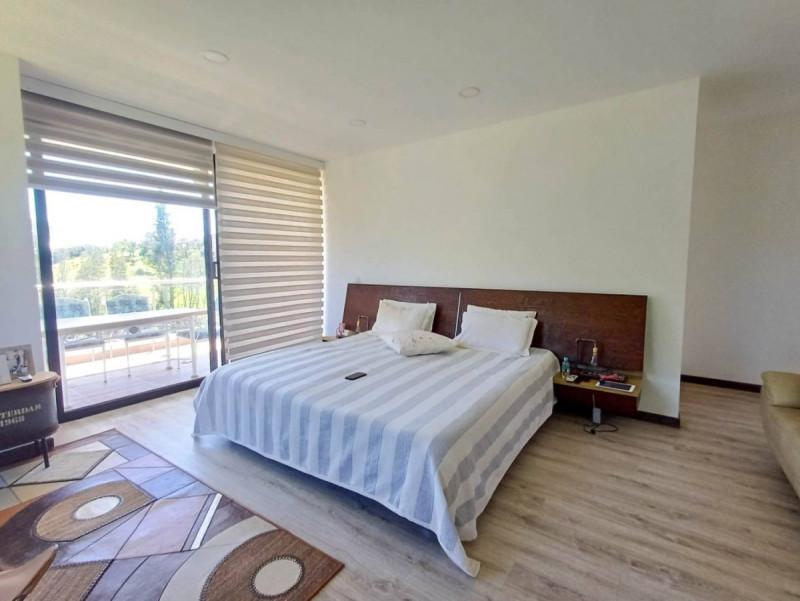Casa en arriendo en El Carmen de Viboral · foto 18 de 24