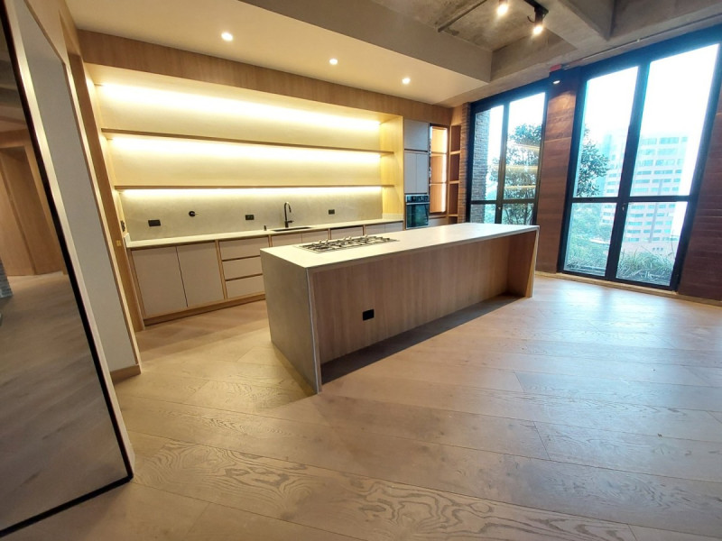 Apartamento en arriendo en El Tesoro, Medellín · foto 4 de 20