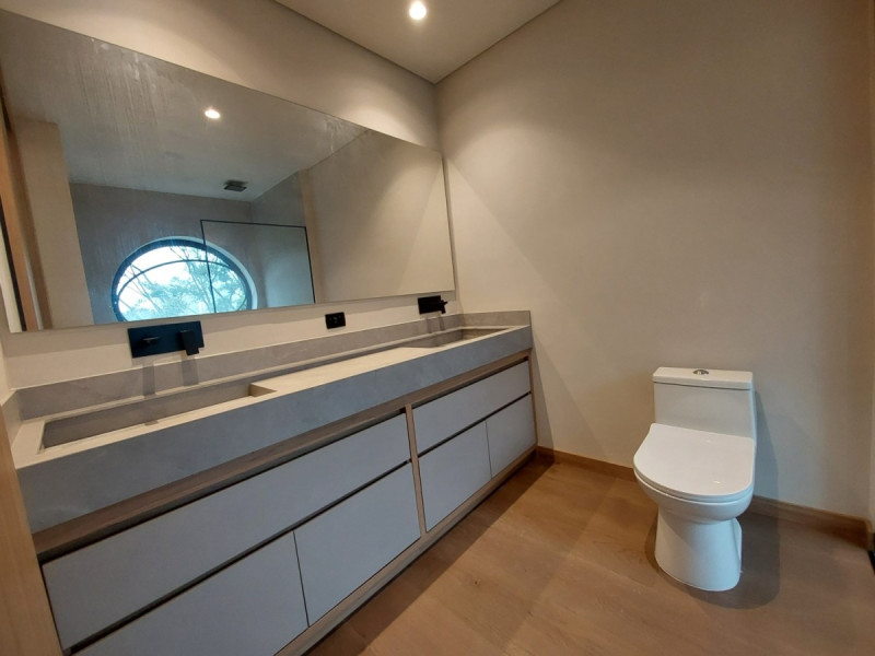 Apartamento en arriendo en El Tesoro, Medellín · foto 17 de 20