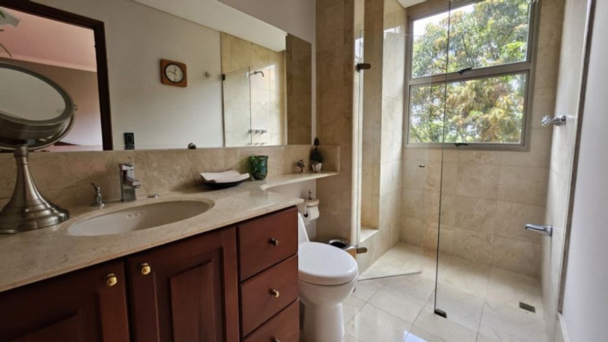 Apartamento de 4 alcobas en venta en La Florida, Medellín, 410 m² · foto 20 de 22