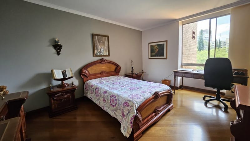 Apartamento de 4 alcobas en venta en La Florida, Medellín, 410 m² · foto 21 de 22