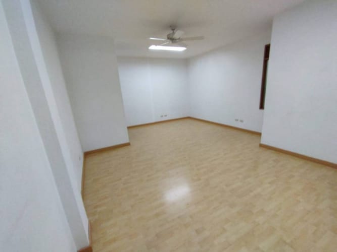 Oficina en arriendo en Centro, Rionegro, 35 m² · foto 4 de 9