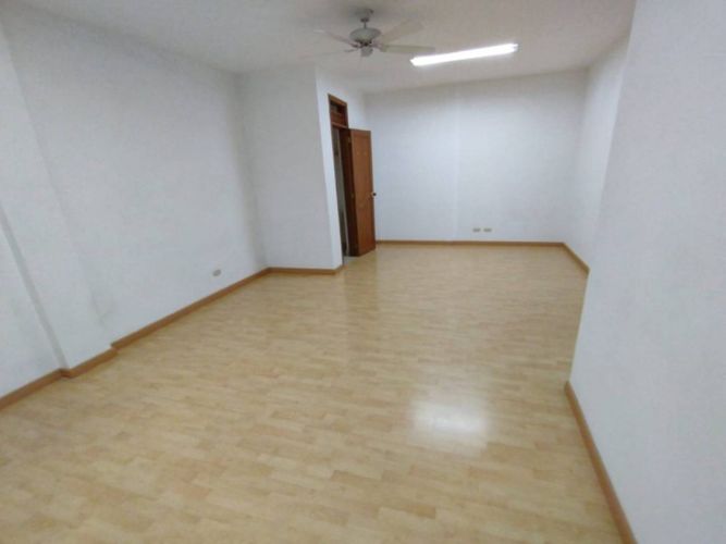 Oficina en arriendo en Centro, Rionegro, 35 m² · foto 6 de 9