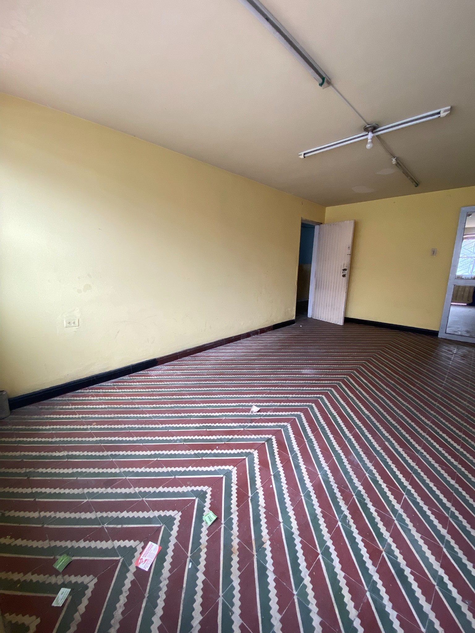 Casa en venta en Engativá, Bogotá · foto 2 de 24