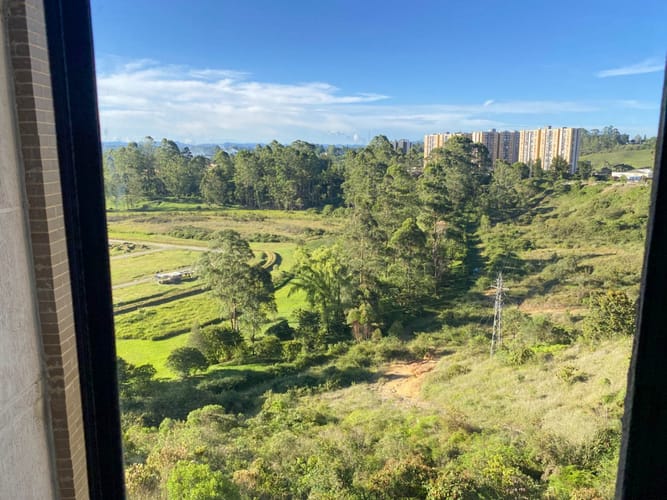 Apartamento de 2 alcobas en venta en La Macarena, Rionegro, 49 m² · foto 2 de 18