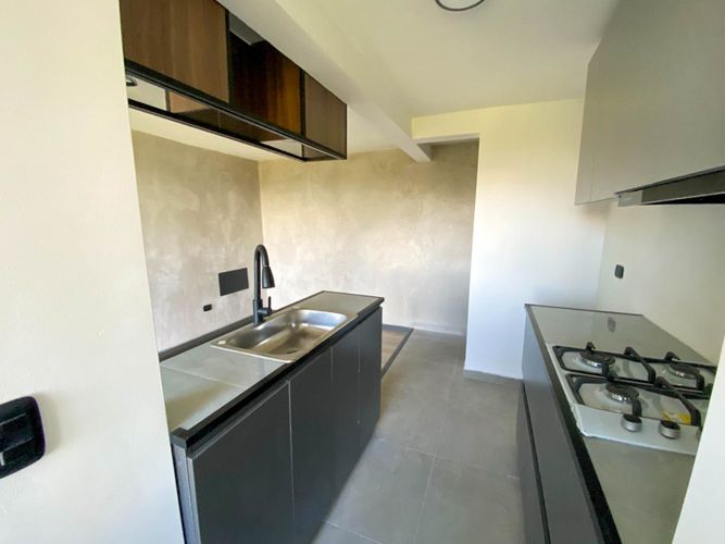 Apartamento de 2 alcobas en venta en La Macarena, Rionegro, 49 m² · foto 3 de 18