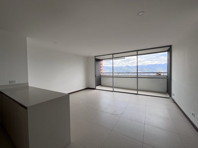 Apartamento de 3 alcobas en arriendo en Alejandría, Medellín, 110 m² · foto 9 de 11