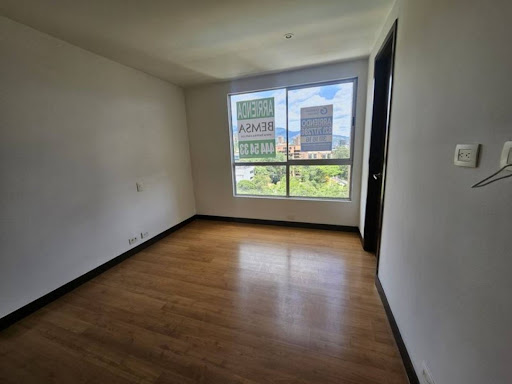 Apartamento en arriendo en La Florida, Medellín · foto 17 de 24