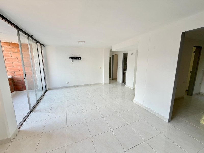 Apartamento en venta en Calasanz, Medellín · foto 3 de 10