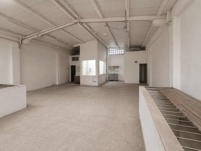 Bodega en arriendo en Cristo Rey, Medellín, 200 m² · foto 3 de 7