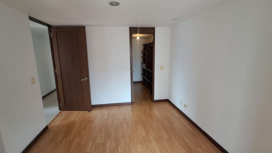Apartamento de 3 alcobas en arriendo en El Poblado, Medellín, 105 m² · foto 9 de 15