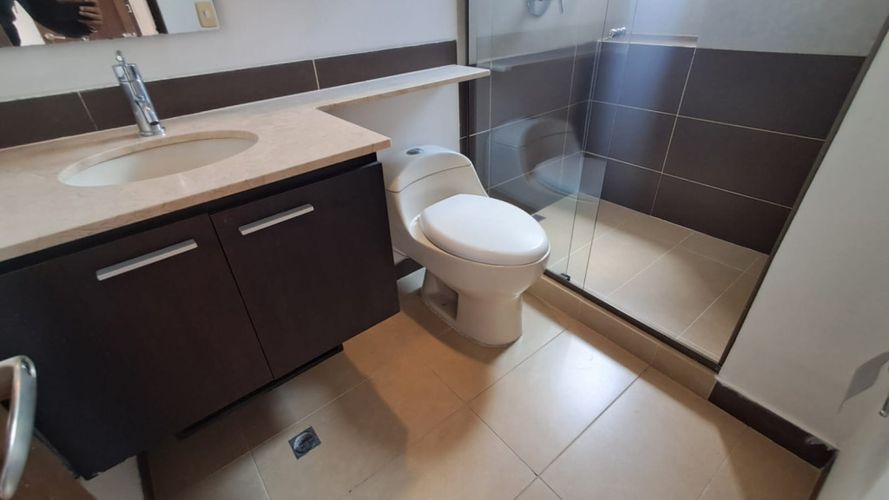 Apartamento de 3 alcobas en arriendo en El Poblado, Medellín, 105 m² · foto 15 de 15