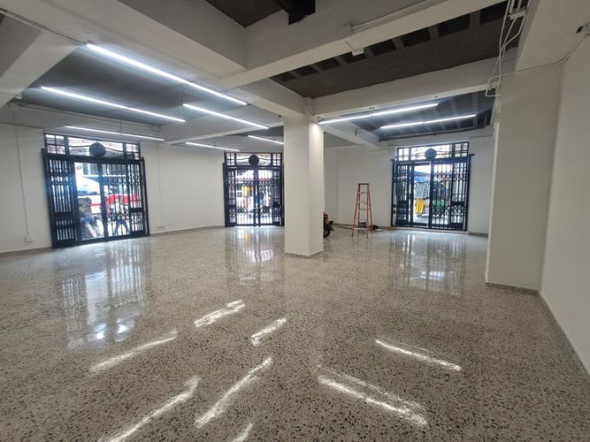 Local en arriendo en La Candelaria, Medellín, 150 m² · foto 5 de 5