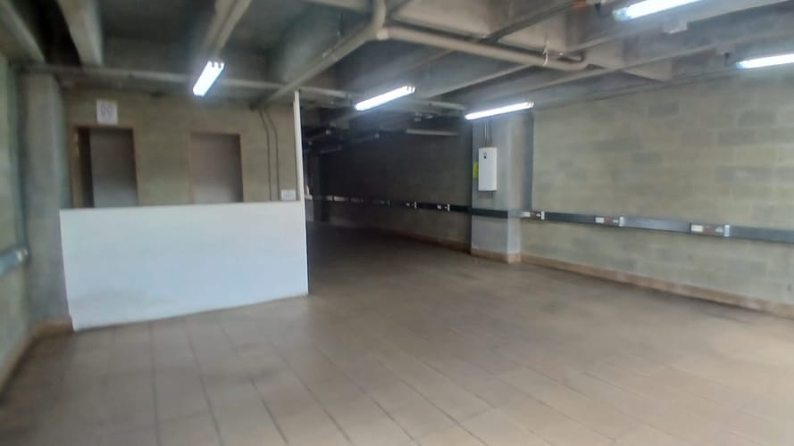 Bodega en arriendo en Colon, Medellín, 100 m² · foto 5 de 9
