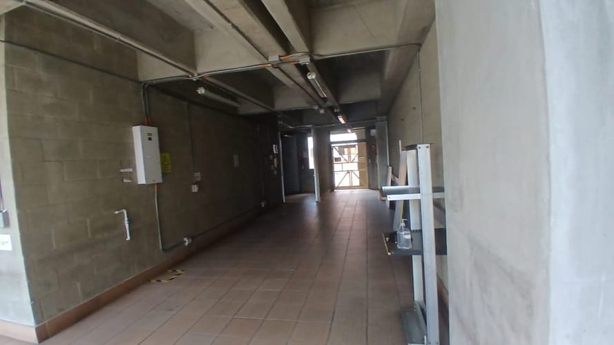 Bodega en arriendo en Colon, Medellín, 100 m² · foto 6 de 9