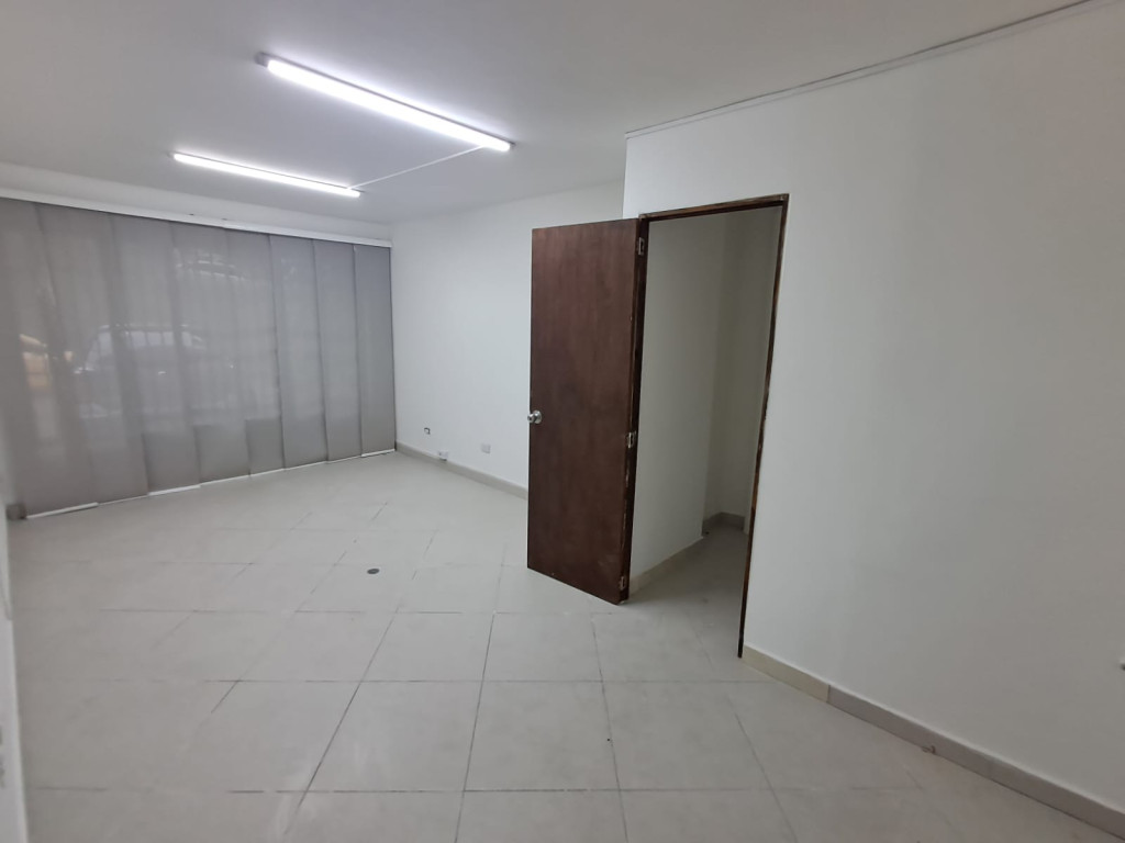 Casa en arriendo en El Poblado, Medellín · foto 13 de 24