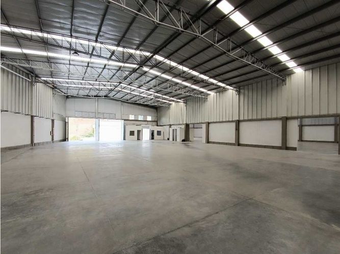 Bodega en arriendo en Malteria, Manizales, 2787 m² · foto 9 de 24