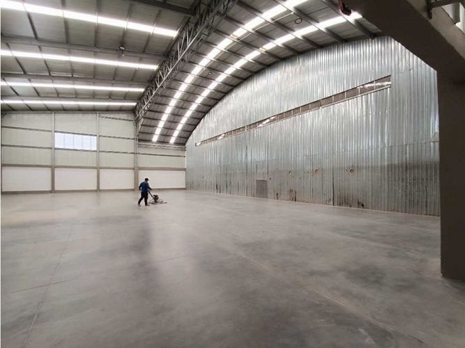Bodega en arriendo en Malteria, Manizales, 2787 m² · foto 12 de 24