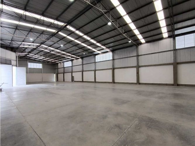 Bodega en arriendo en Malteria, Manizales, 2787 m² · foto 21 de 24