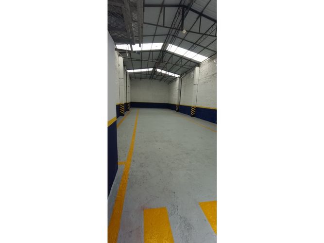 Bodega en venta en San Judas Tadeo I, Cali, 160 m² · foto 7 de 9