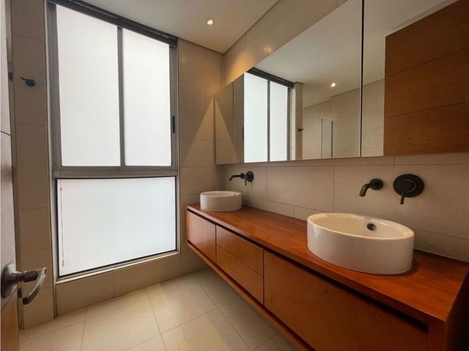 Apartamento de 2 alcobas en arriendo en Alejandría, Medellín, 206 m² · foto 15 de 19