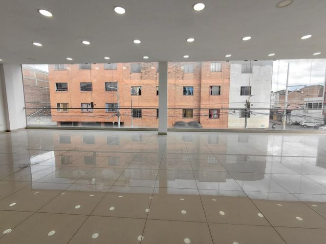 Local en arriendo en Bretaña, Cali, 360 m² · foto 14 de 24