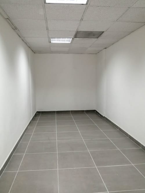 Local en arriendo en Las Acacias, Medellín, 170 m² · foto 2 de 6