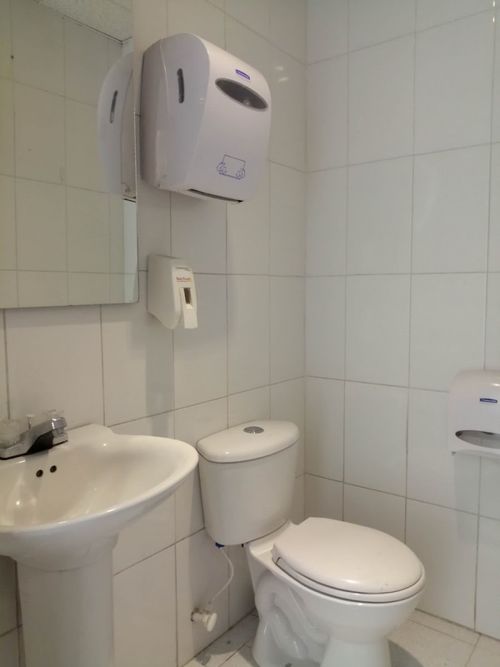 Local en arriendo en Las Acacias, Medellín, 170 m² · foto 6 de 6