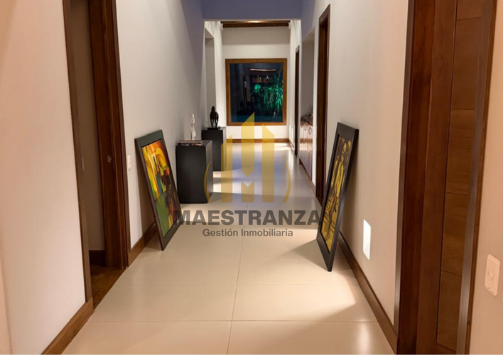 Casa de 5 alcobas en venta en Llano Grande, Rionegro, 840 m² · foto 6 de 6