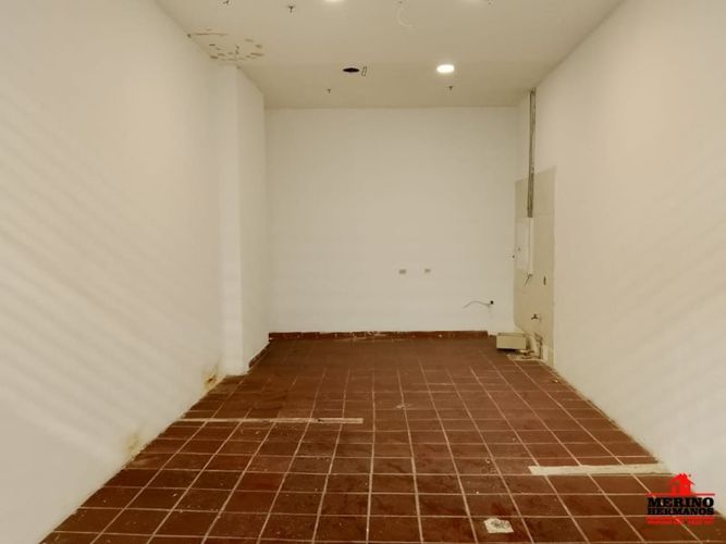 Local en arriendo en Loma Del Escobero, Envigado, 36 m² · foto 3 de 14
