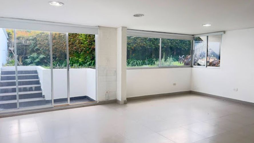 Casa de 3 alcobas en venta en Santa Elena, El Retiro, 447 m² · foto 4 de 14