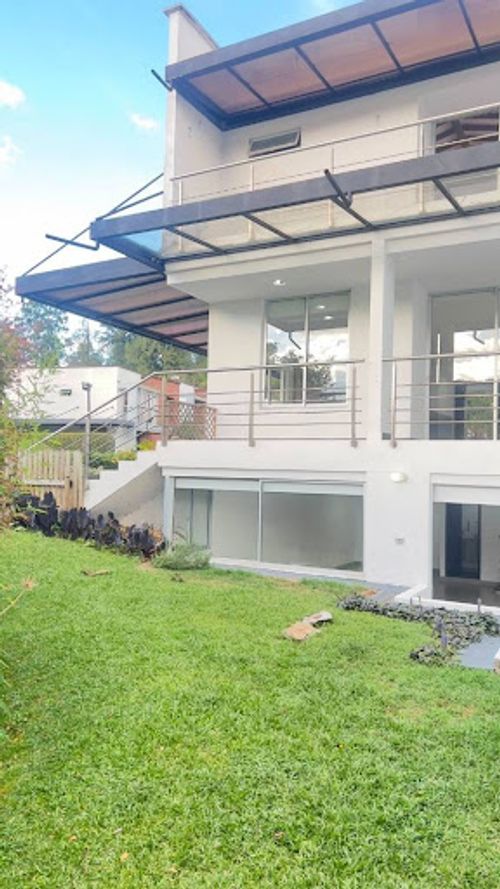 Casa de 3 alcobas en venta en Santa Elena, El Retiro, 447 m² · foto 13 de 14
