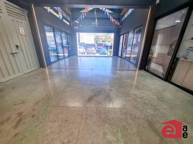 Local en arriendo en Centro, Rionegro, 5 m² · foto 2 de 10