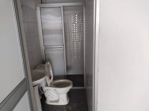 Bodega en arriendo en Belén San Bernardo, Medellín, 190 m² · foto 8 de 12