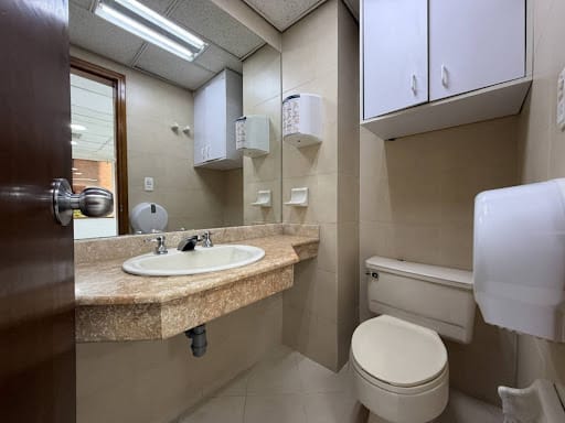 Oficina en arriendo en Astorga, Medellín, 64 m² · foto 6 de 7