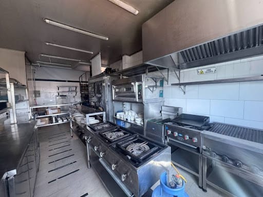 Local en arriendo en San Antonio De Pereira, Rionegro, 300 m² · foto 7 de 14